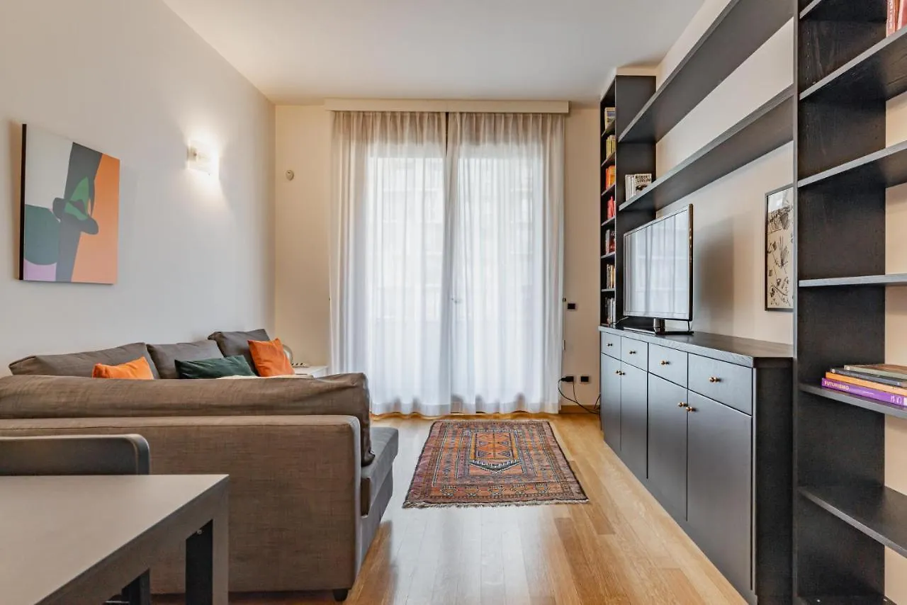 Apartment Easylife - Accogliente Bilocale Zona City Life Milan