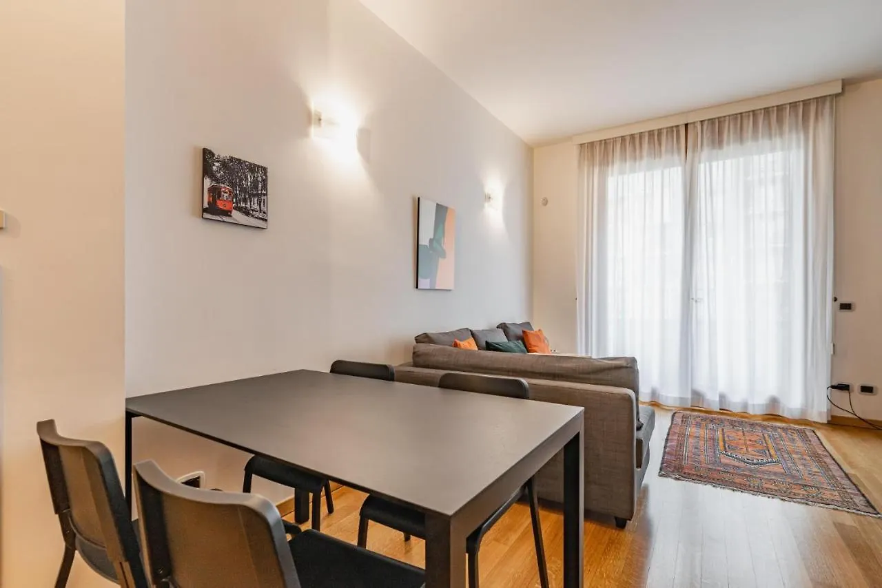Easylife - Accogliente Bilocale Zona City Life Milan