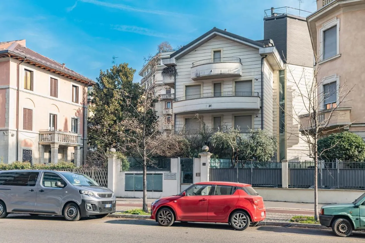 Easylife - Accogliente Bilocale Zona City Life Milan 0*,